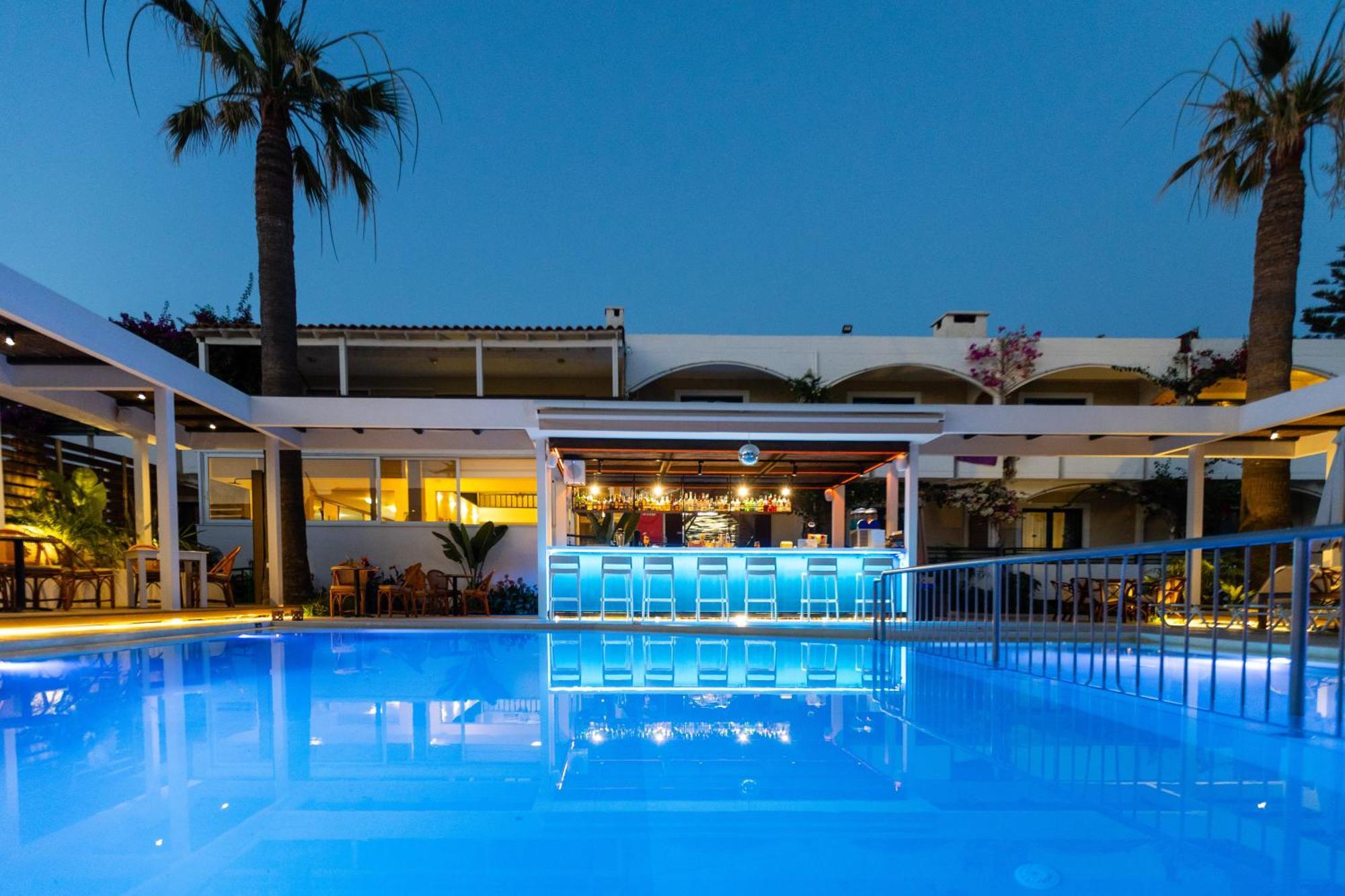 Trefon Hotel Apartments And Family Suites Platanes  Exteriör bild