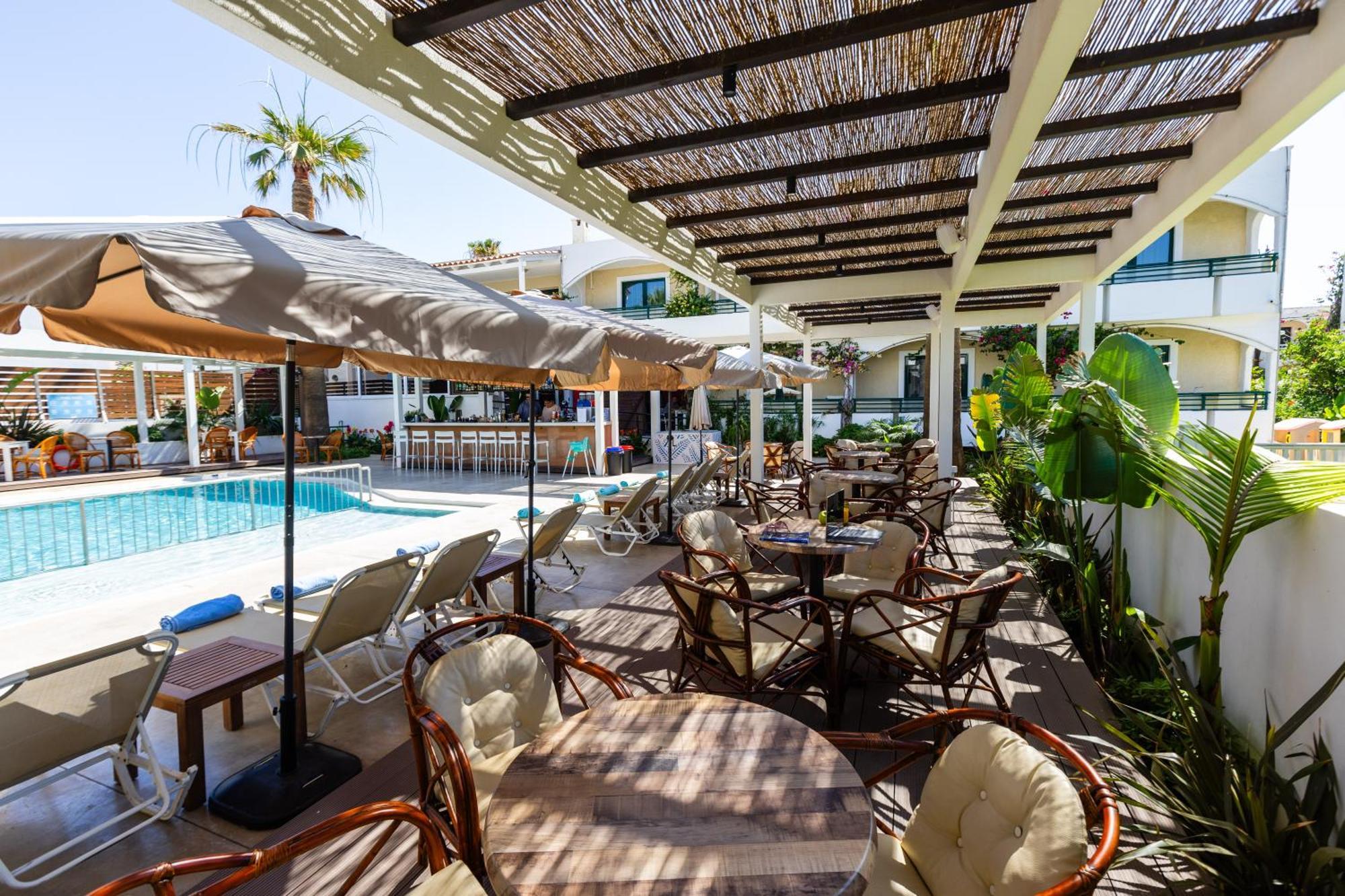 Trefon Hotel Apartments And Family Suites Platanes  Exteriör bild